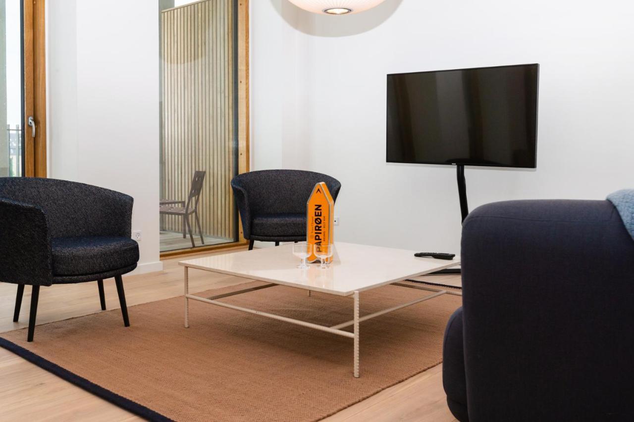 Apartment Udsigt Til 20.000.000 Dkk - M.plads Til 6 Personer *