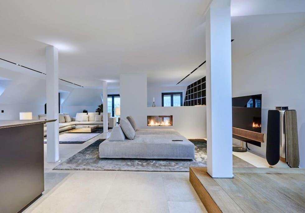 Luxurious 2 Bedroom Penthouse Apartamento *