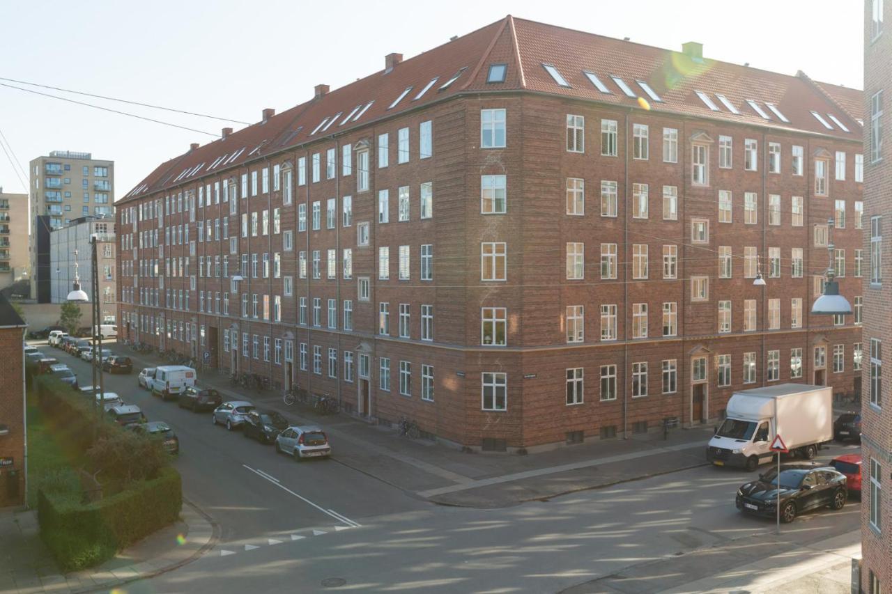 Lys & Moderne Lejlighed Med Stort Badevaerelse Apartment Copenhagen