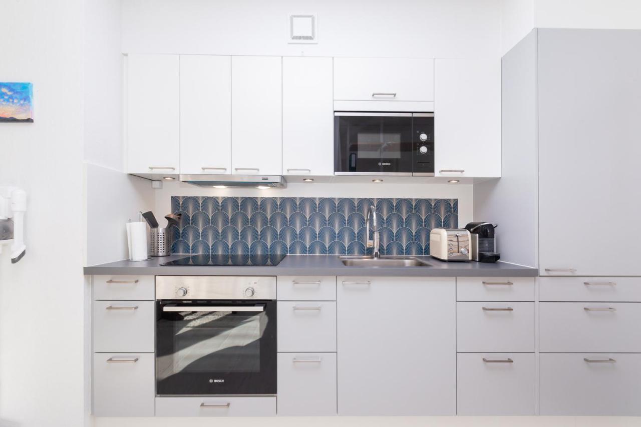 Apartment Lys & Moderne Lejlighed Med Stort Badevaerelse Copenhagen