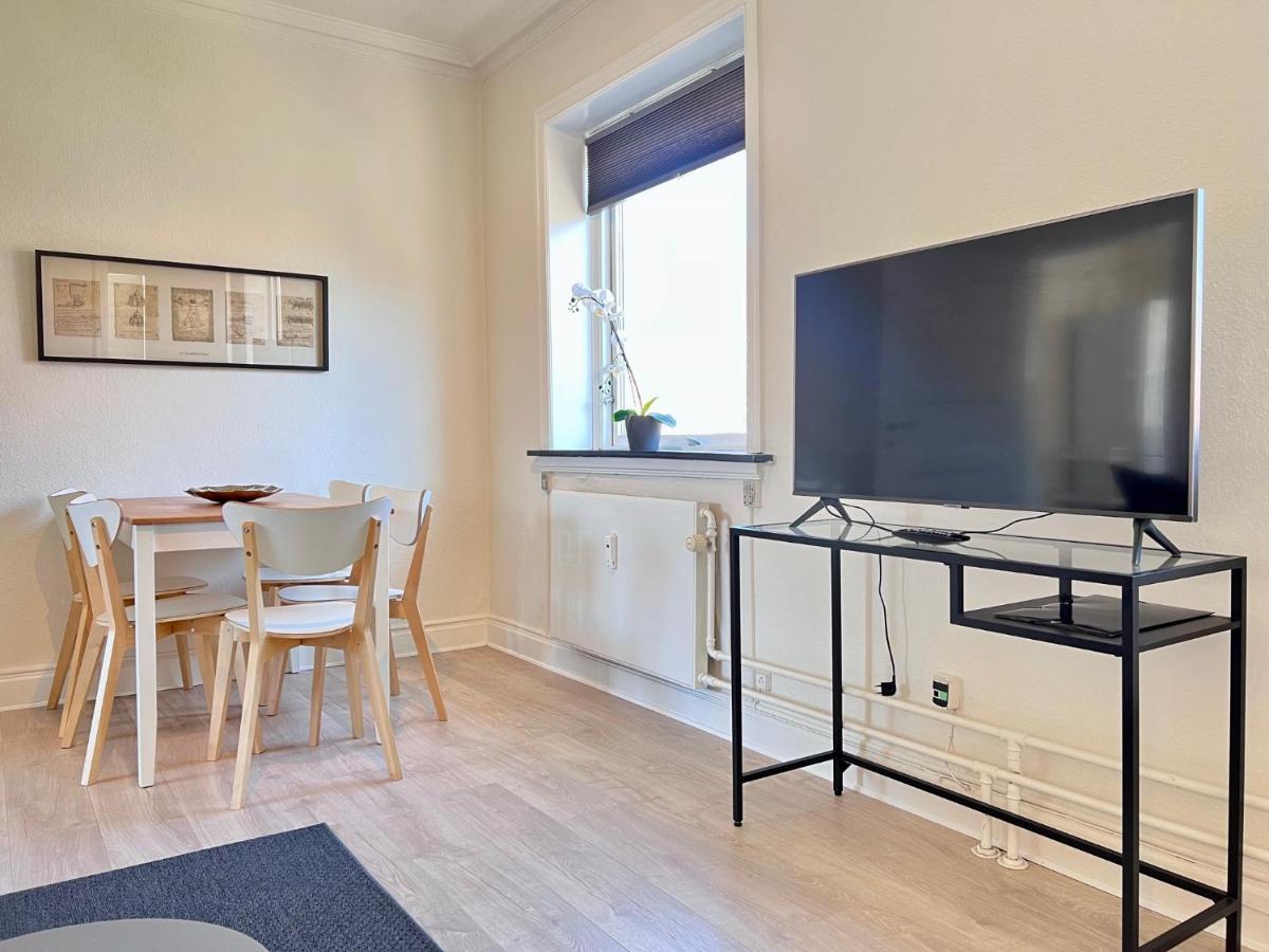 Three Bedroom In Valby, Valby Langgade 214, Lejlighed *