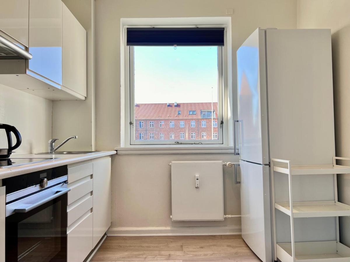 Three Bedroom In Valby, Valby Langgade 214, København