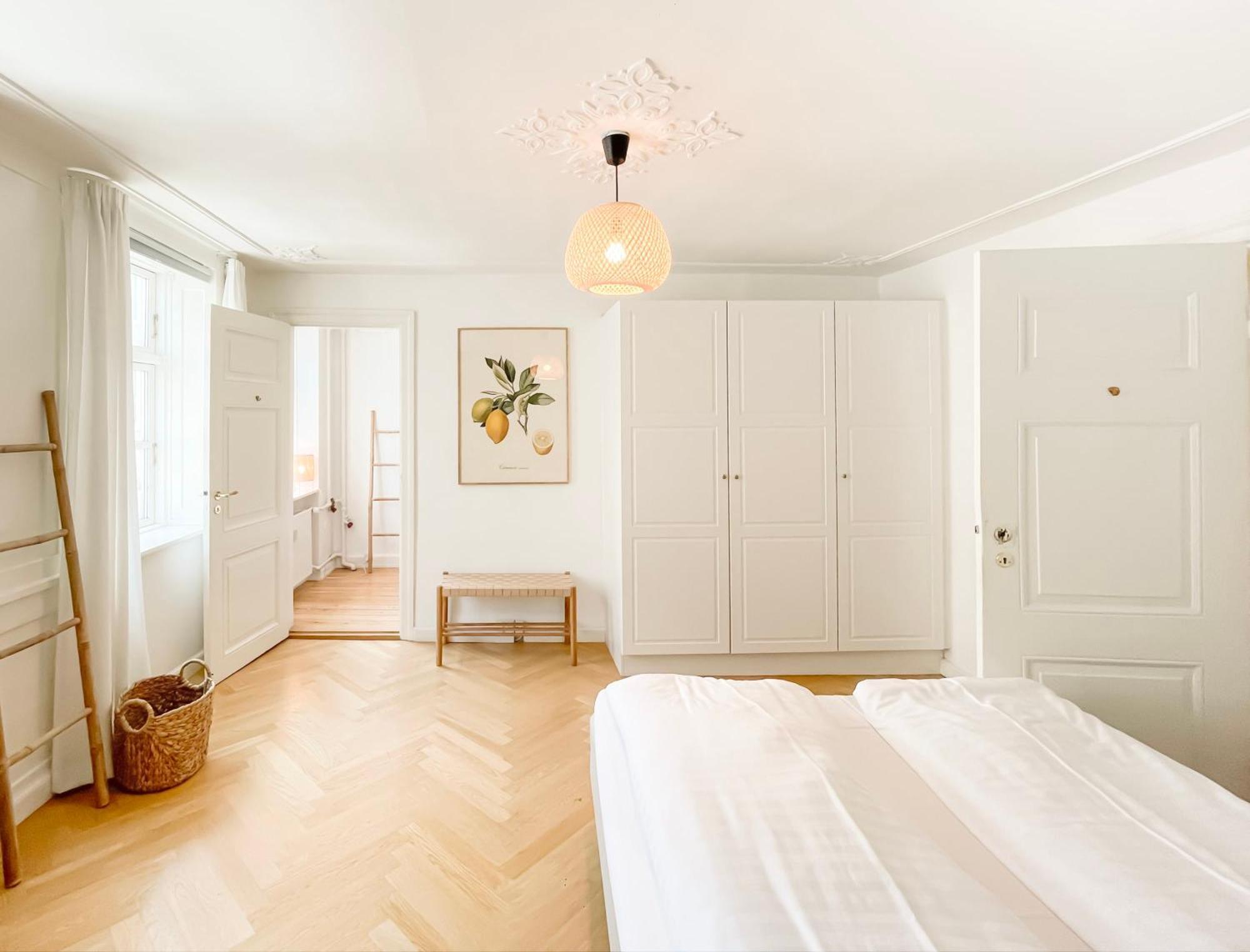Large Flat With 4 Bedrooms In Apartment Copenhagen