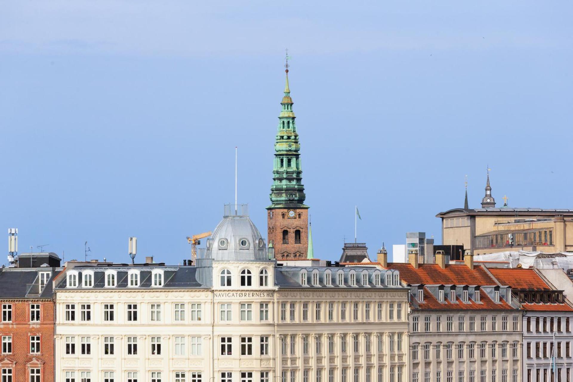 Udsigt Til 20.000.000 Dkk - M.plads Til 6 Personer Apartment