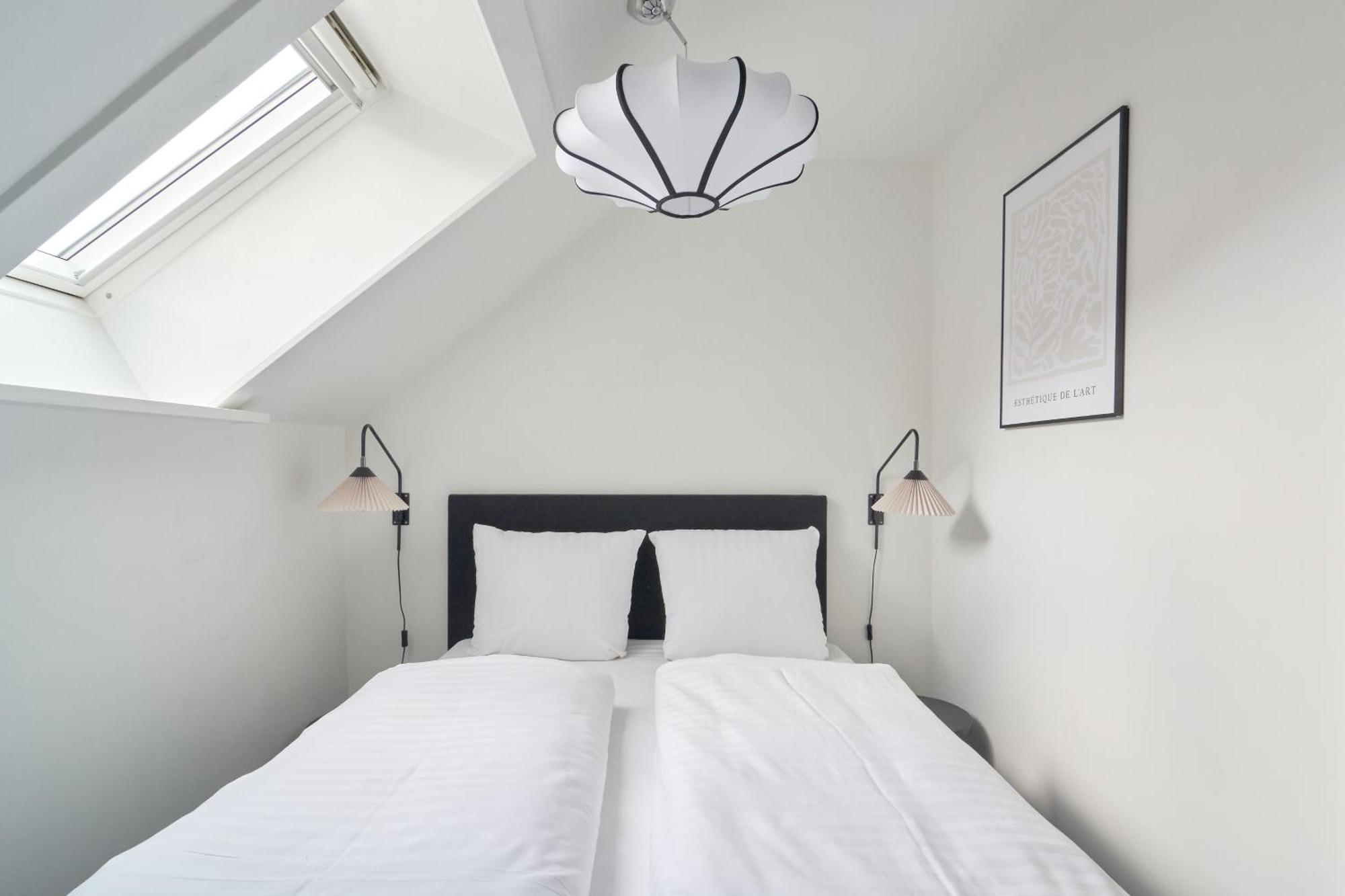 Beautiful 3 Bedroom Flat Near Shopping & Metro * København