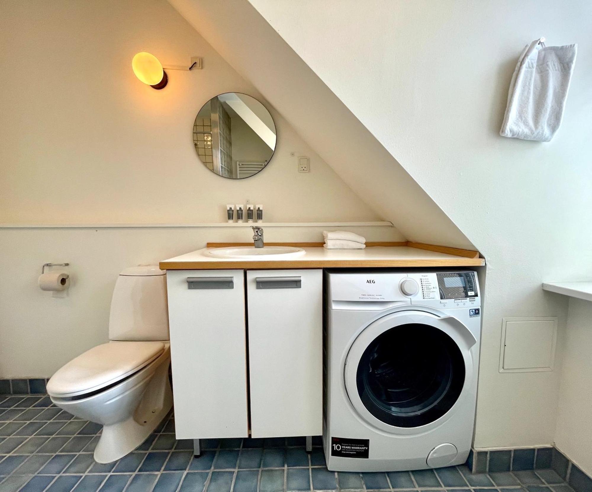 Family Friendly Flat With 2 Bedrooms In Peaceful Area Apartment *