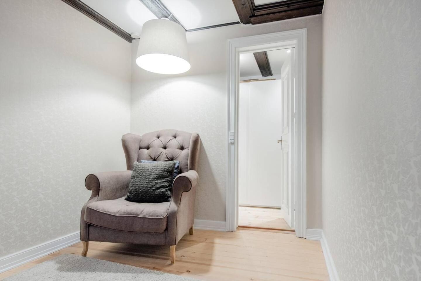 Apartment Connected Luxury In Historical Townhouse Copenhagen