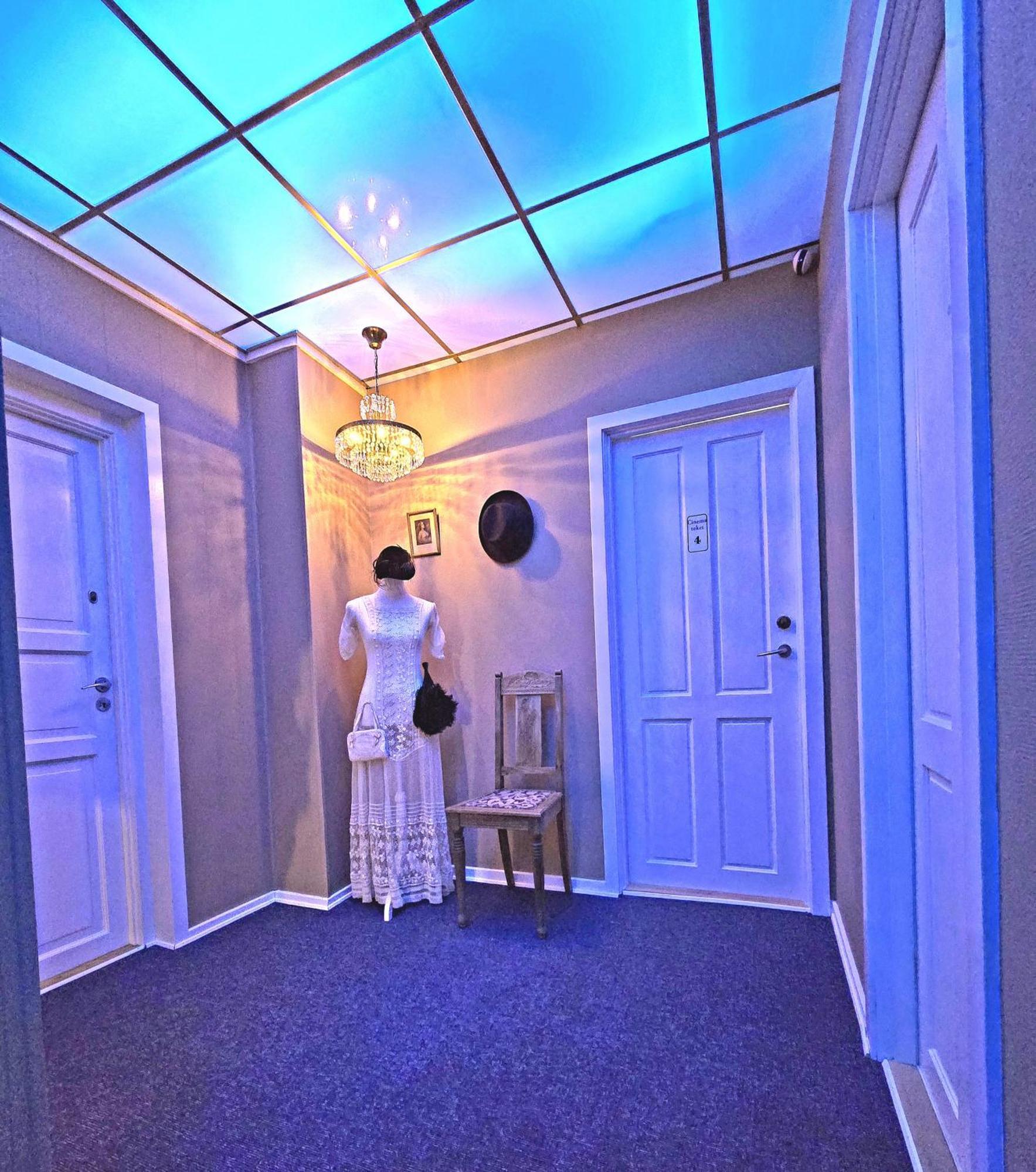 'blue House' In Vintage Villa&garden