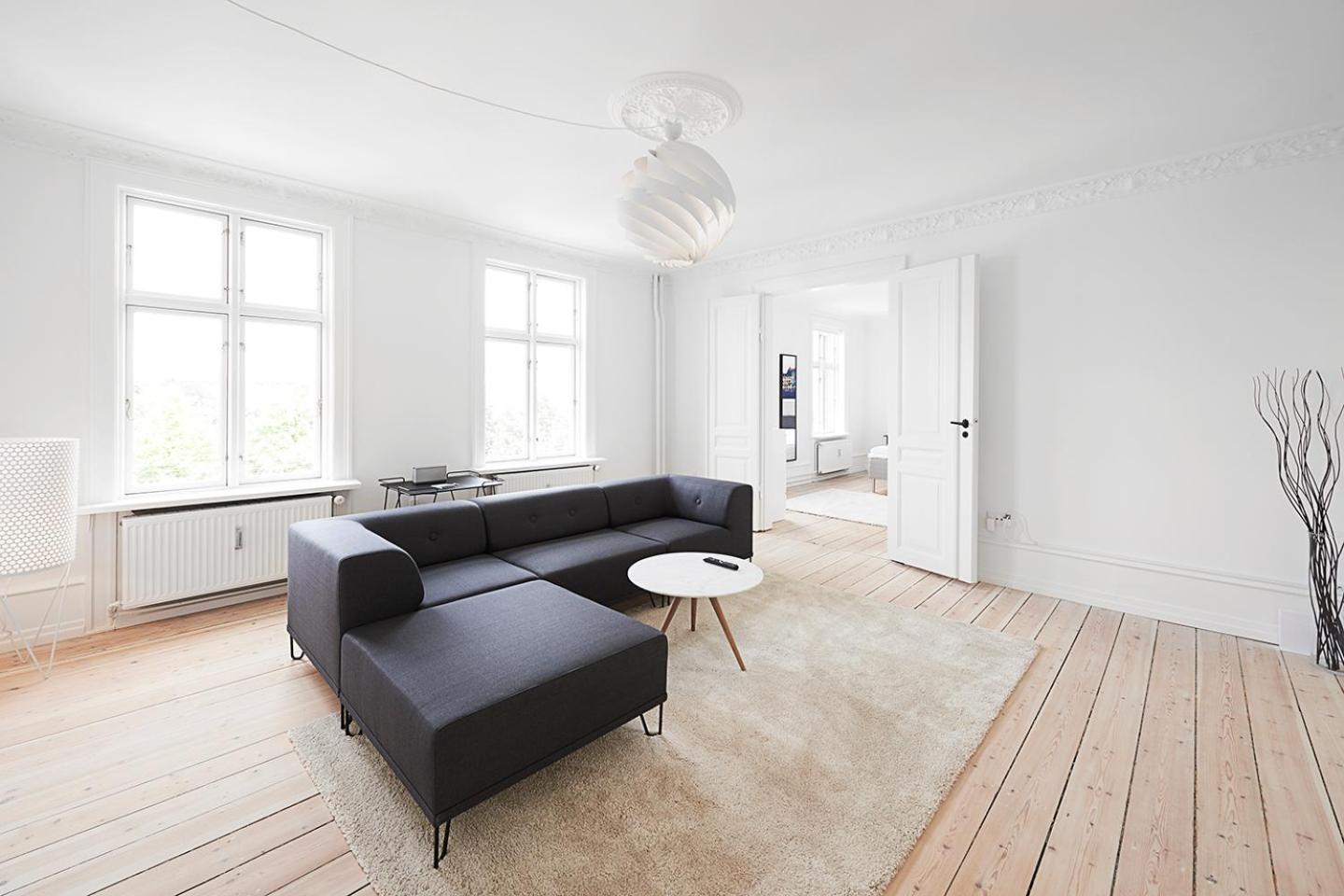 Beautiful 3-bed In Osterbro Location Apartment