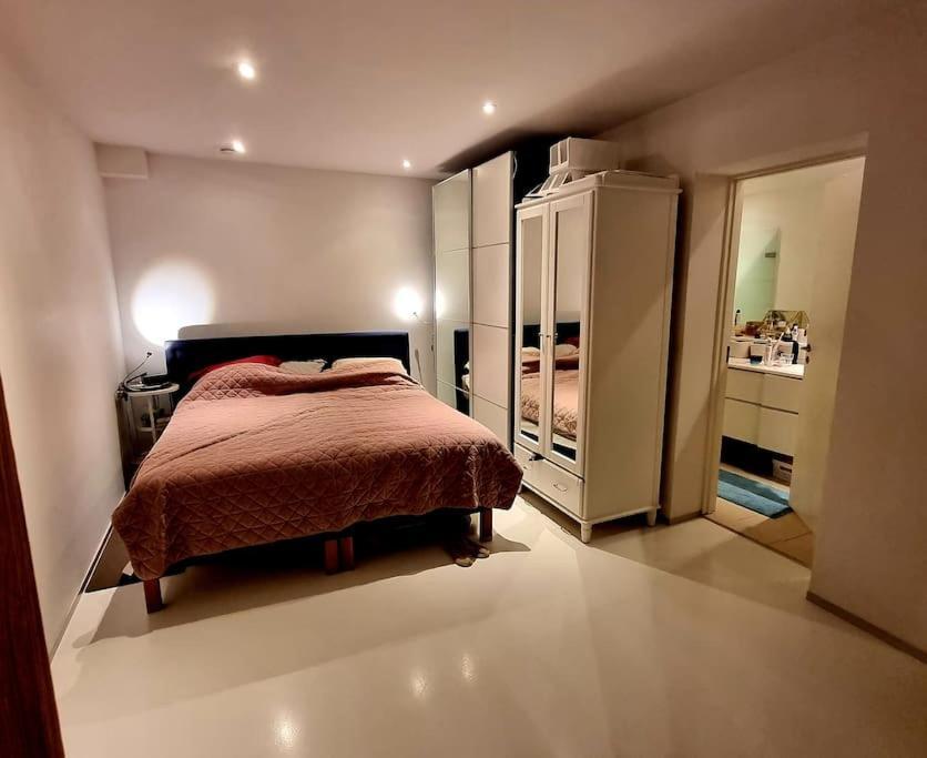 Norrebro Oasis - With 2 Cats - Families Only Copenhaga