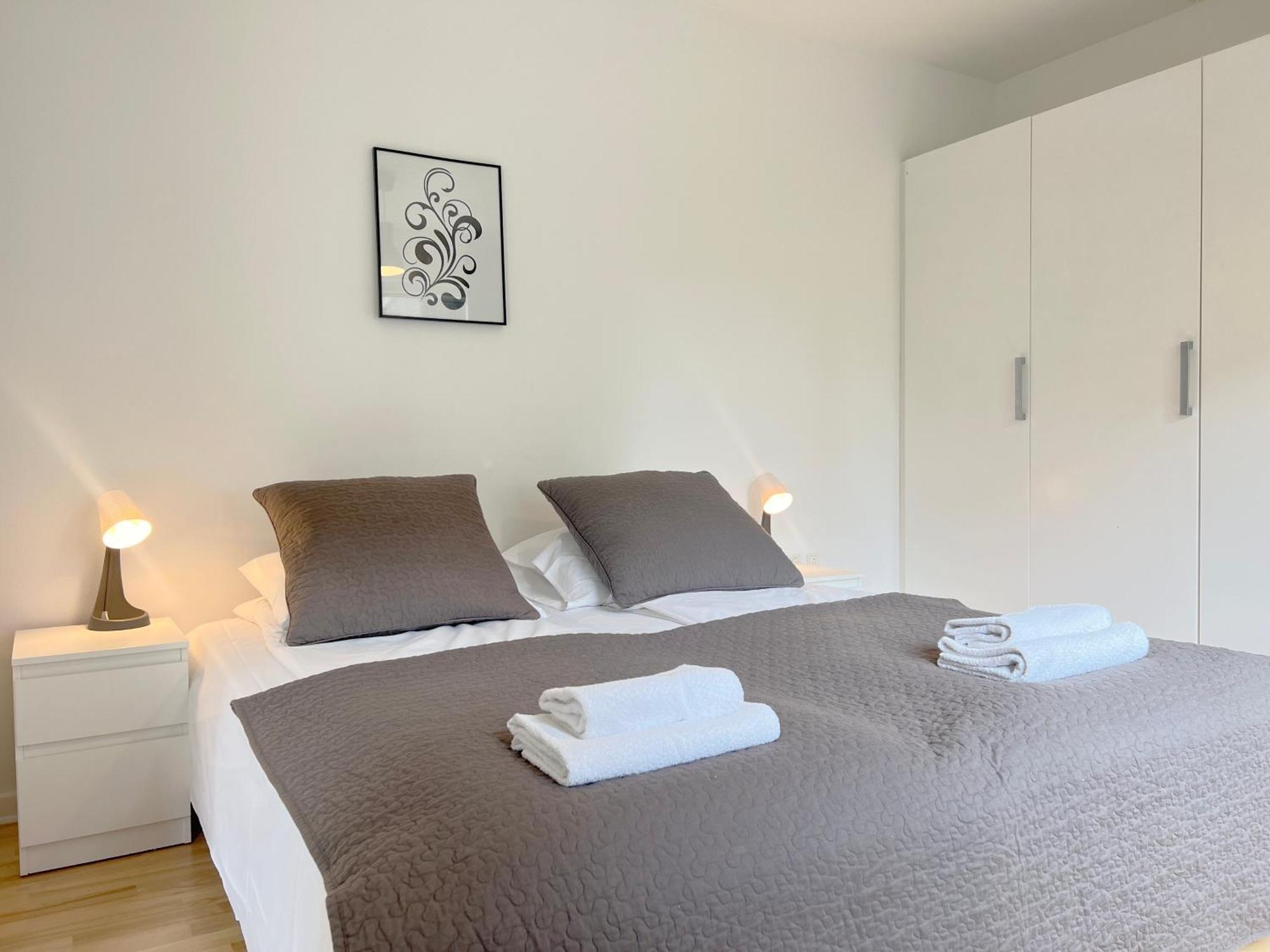 Apartment Cozy One Bedroom On Edvard Thomsens Vej,