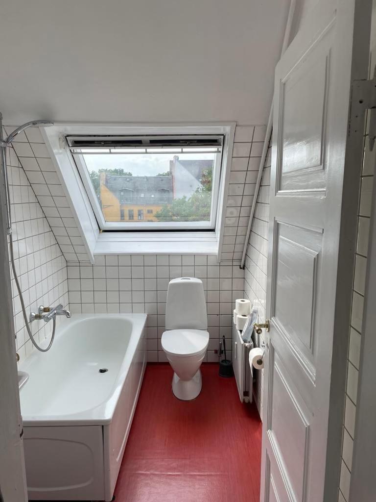 Charming City 2br Oasis Apartment