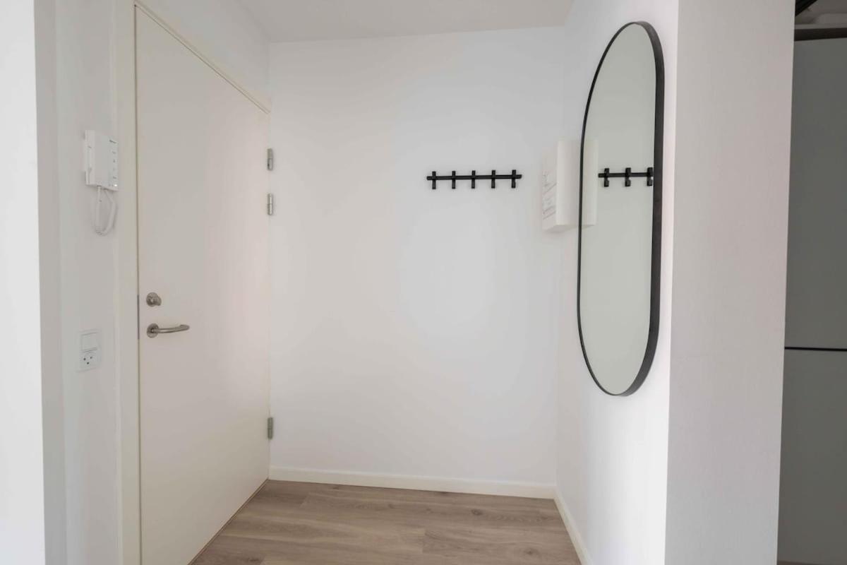 Appartement Lovely Flats In Vibrant Area Of *