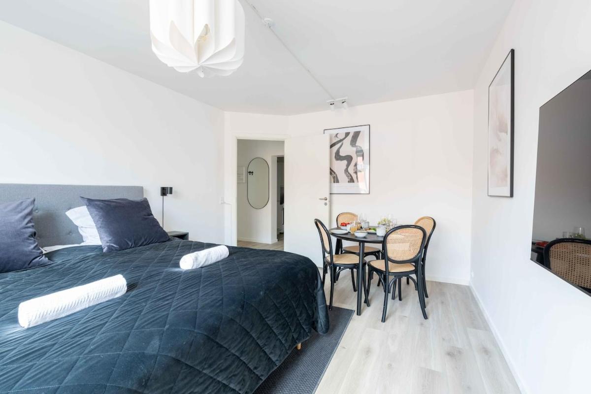 Appartement Lovely Flats In Vibrant Area Of *