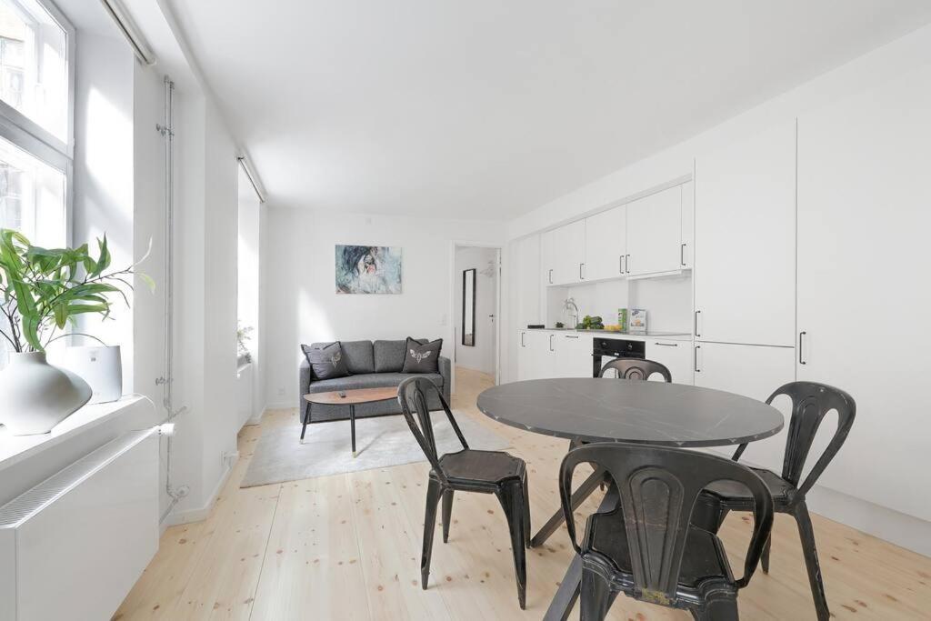 Appartement Charmerende Ved Nyhavn 1 Sal