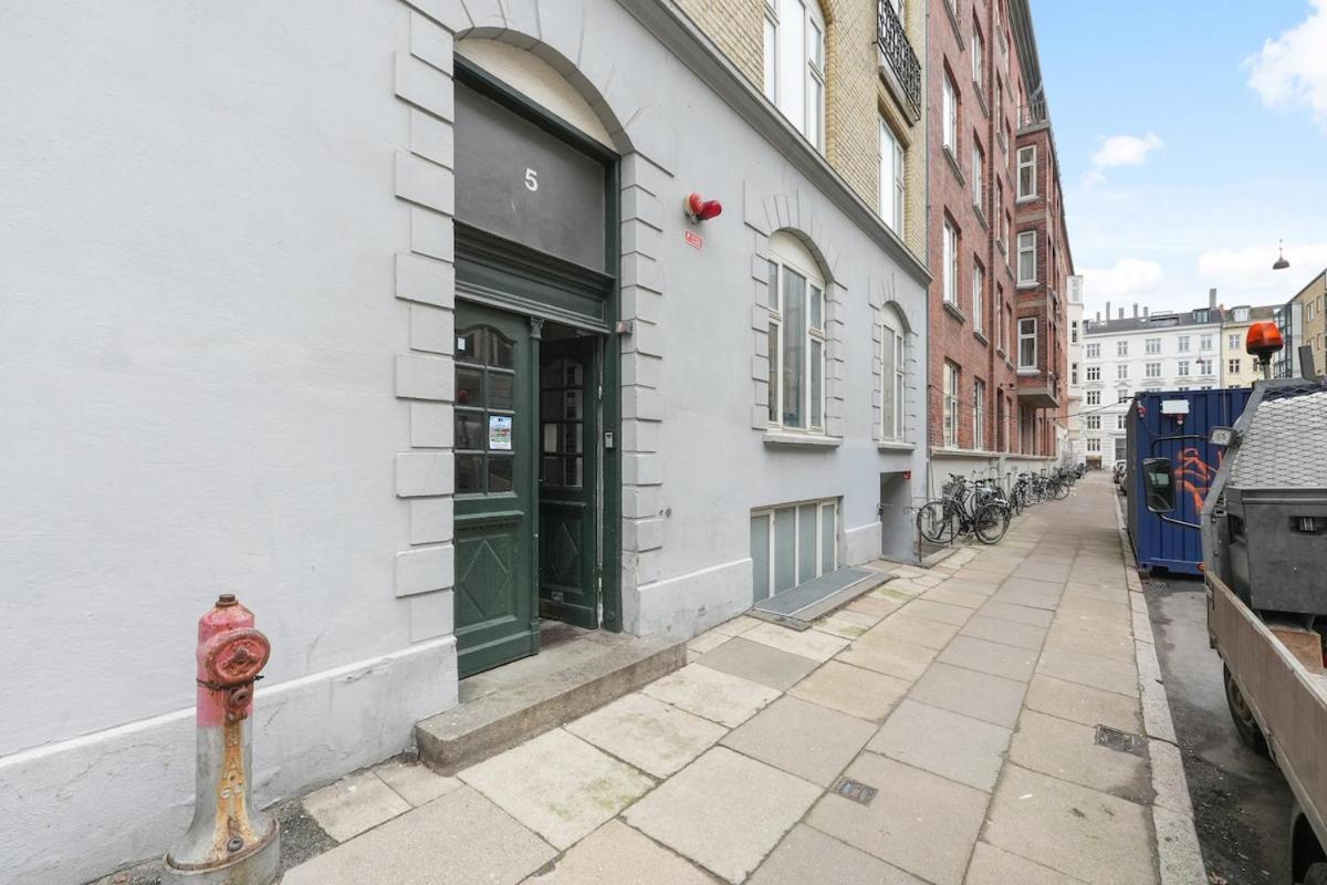 Apartment Spacious And Stylish In Cph