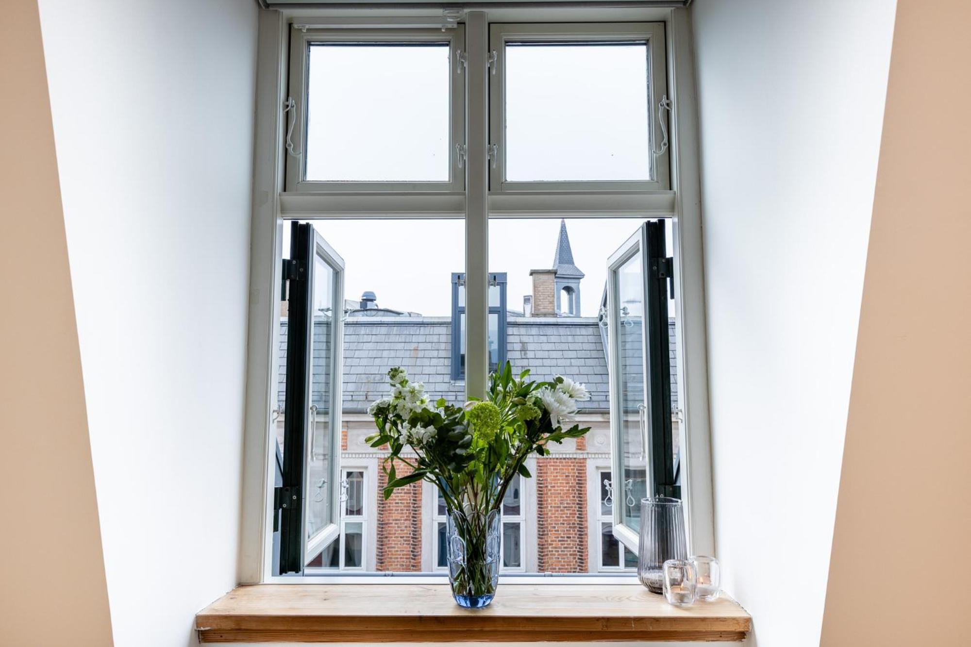 Penthouse In The Heart Of *