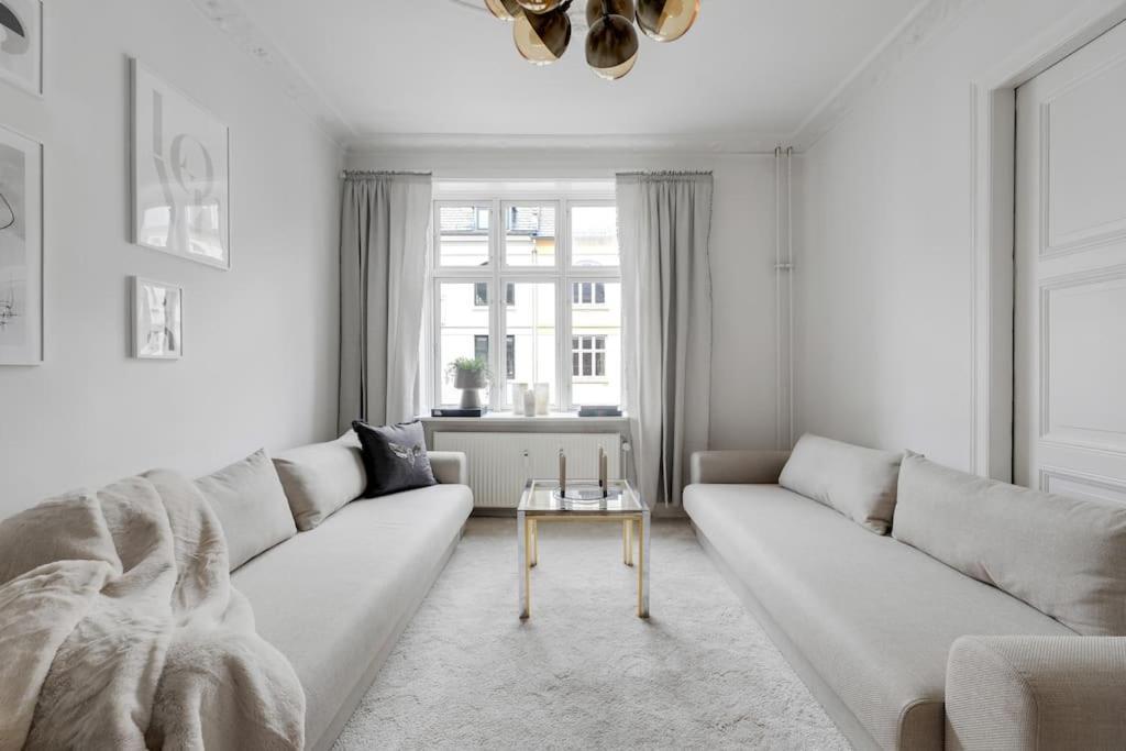 Attraktiv Pa Osterbro Apartamento