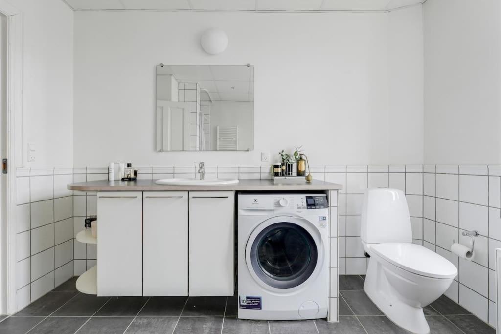 Attraktiv Pa Osterbro Apartamento