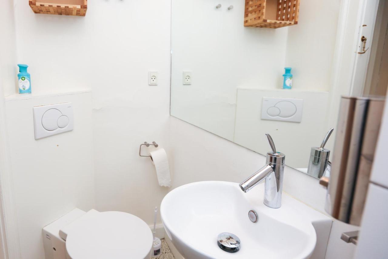 Lovely And Homey Flat In A Great Neighborhood!