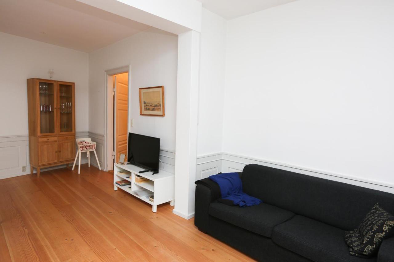 Lovely And Homey Flat In A Great Neighborhood!