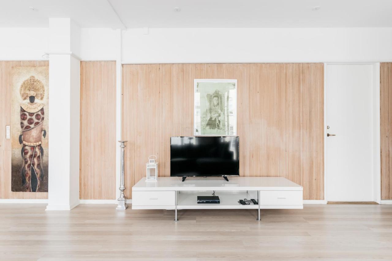 Beautiful In Nyhavn 120 Sqm Apartment