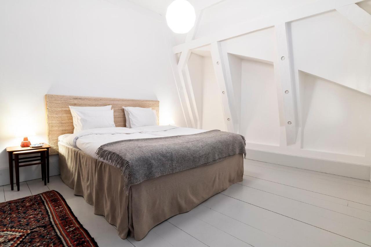 Kanalhuset - *
