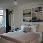 Centrally Located 4 Room Apartment
