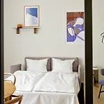 Aperon Apartment Hotel