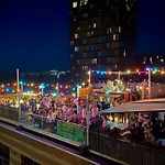 Urban Camper Hostel & Bar