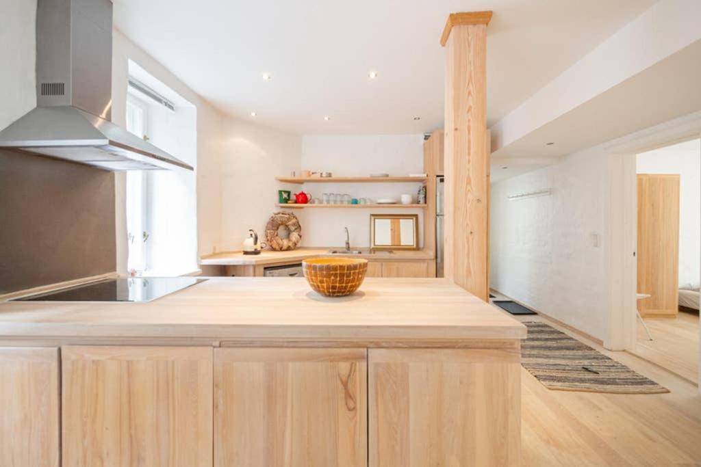 Spacious Flat In A Central, But Calm Area Of Cph