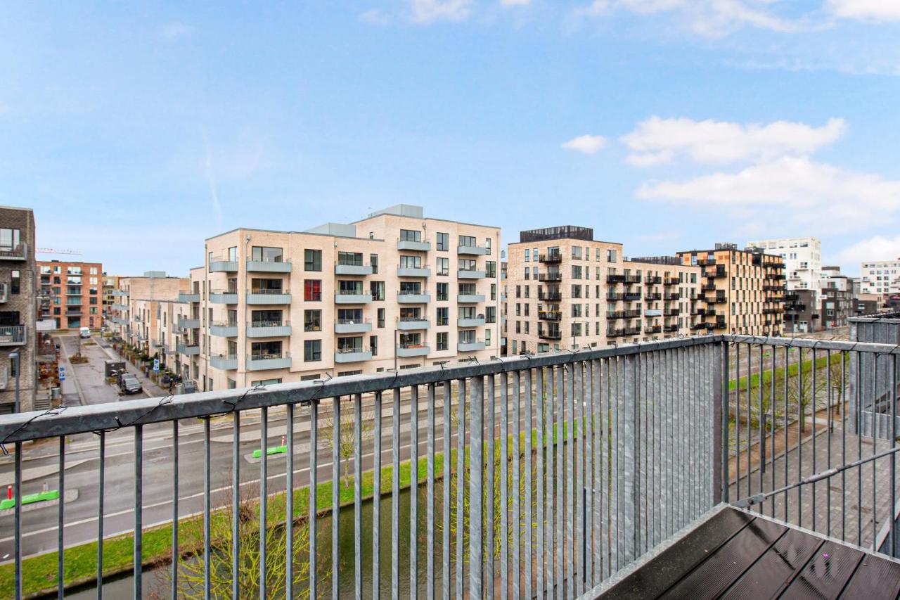 Sanders Arena - Precious Three-bedroom Close To Metro Station Apartment Copenhagen