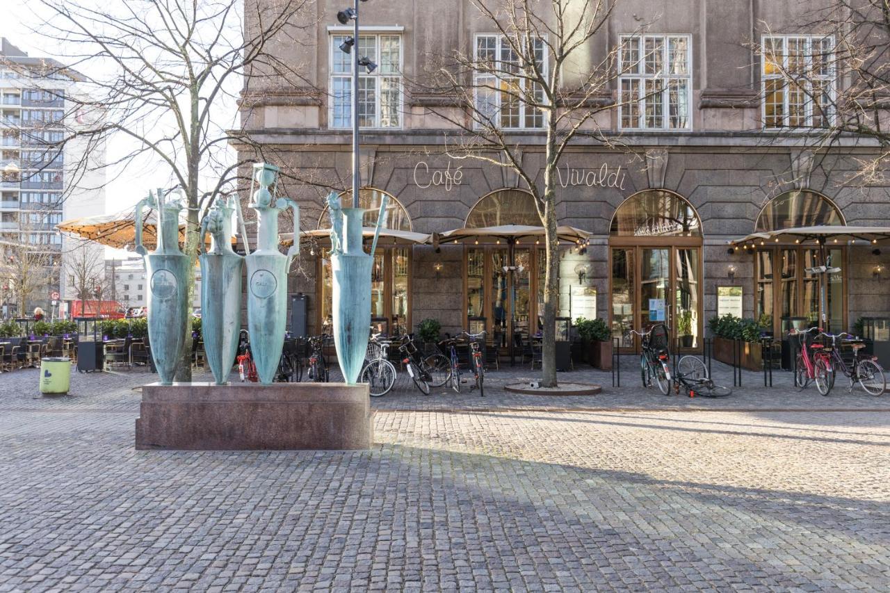Next To Tivoli - Luxury Apt - Scandinavian Design