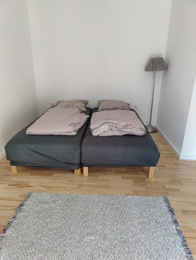 Light Royal Arena & Metro Appartement *