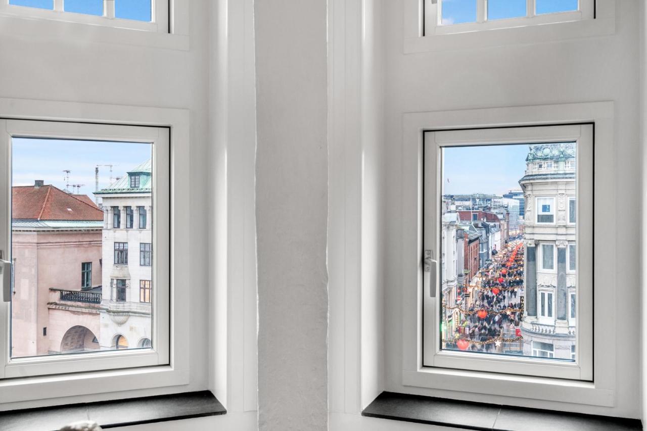 250 Sqm Smack Bang In The Center Of