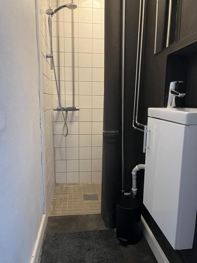 Centrally Located 4 *
