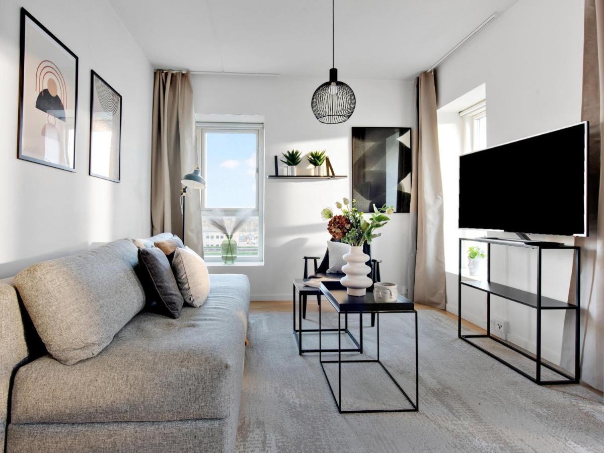 Sanders Arena - Dreamy One-bedroom Close To Metro Station Huoneisto *