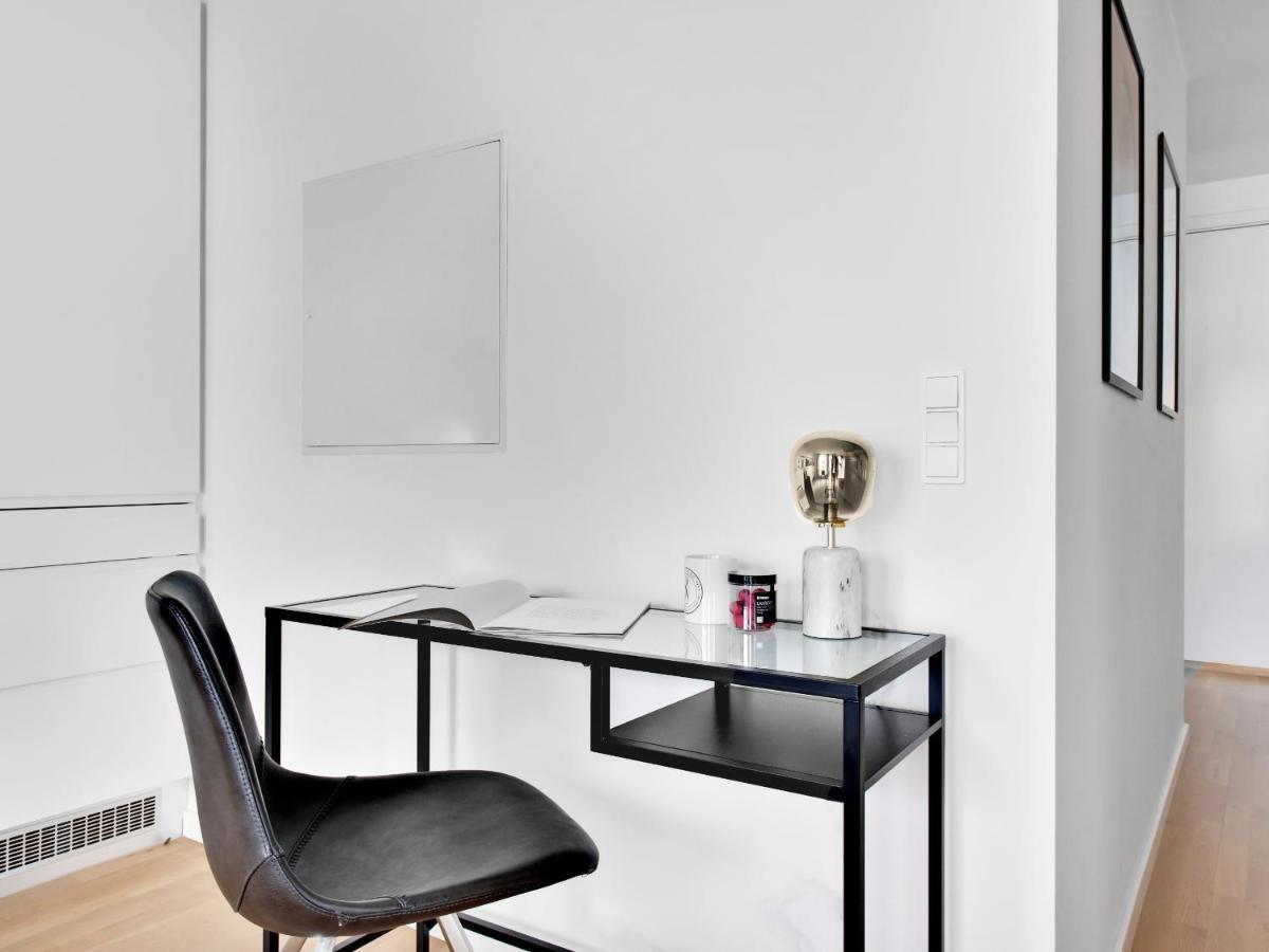 Sanders Arena - Dreamy One-bedroom Close To Metro Station Huoneisto