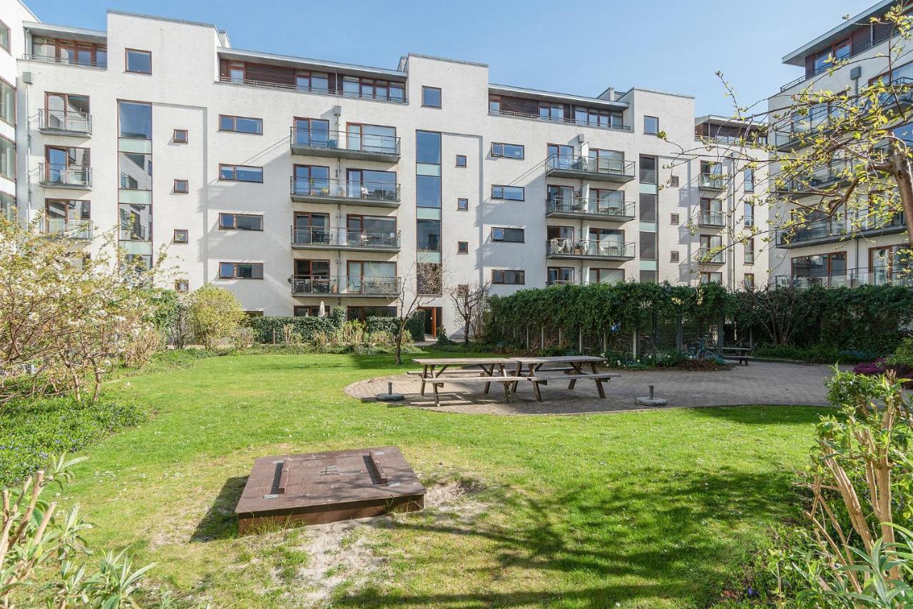 Scandi-hygge 2 Bedroom In Charming Christianshavn *