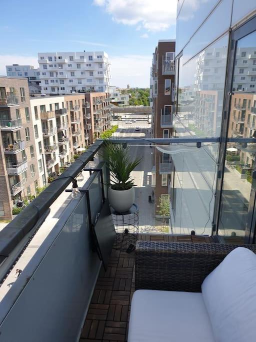 Quiet 3br 15min From Metro/city Apartment *