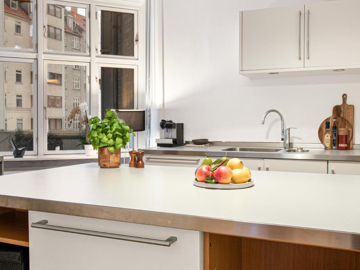 Sanders Stage - Enchanting Four-bedroom Near Nyhavn * Copenhagen