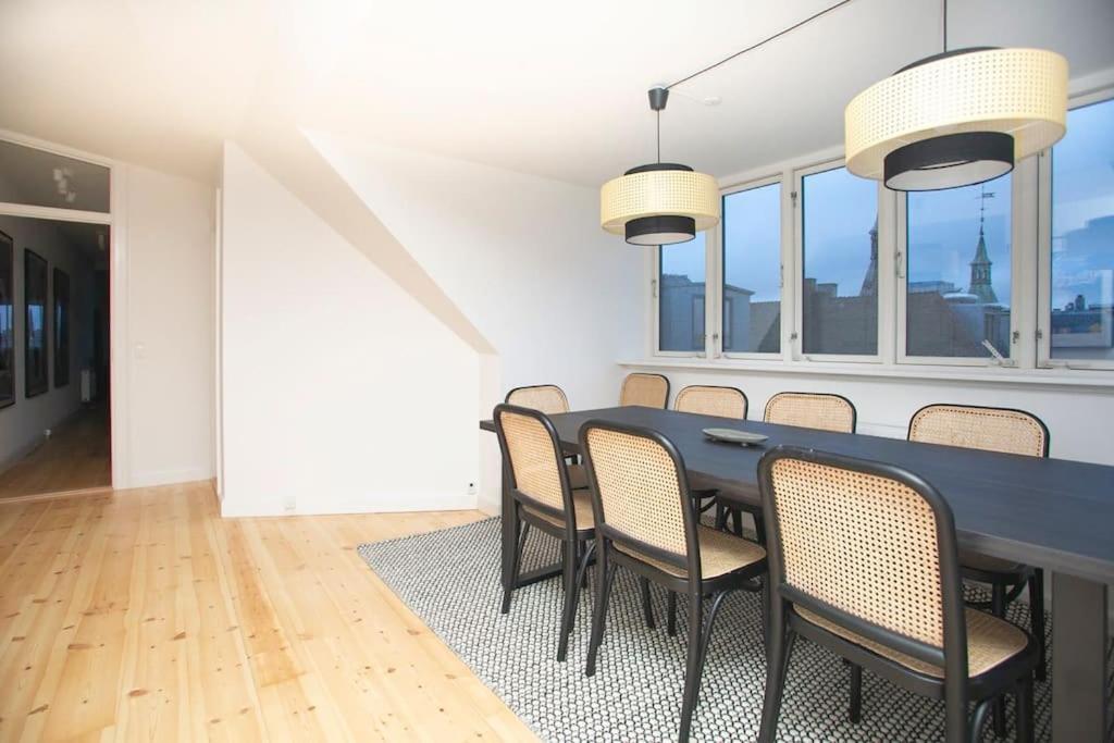 Bright 3br Flat With Balcony And Amazing View * Copenhaga