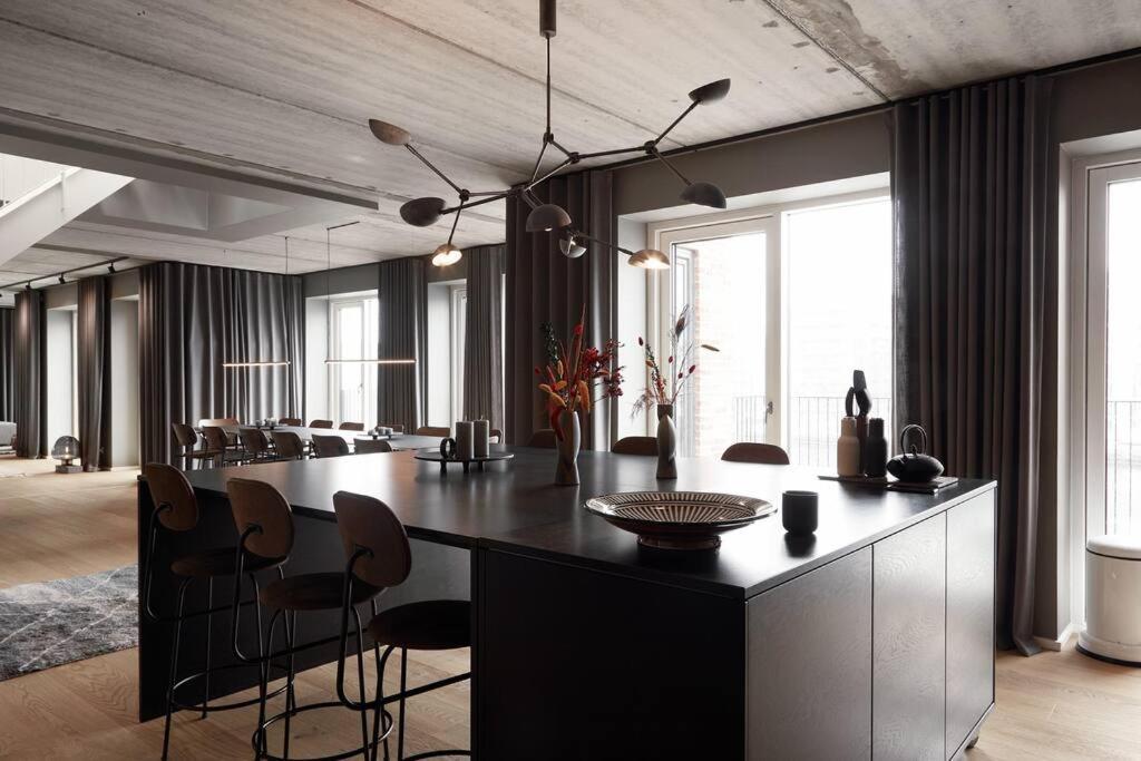 Penthouse W. Private Rooftop At The Waterfront Appartement *