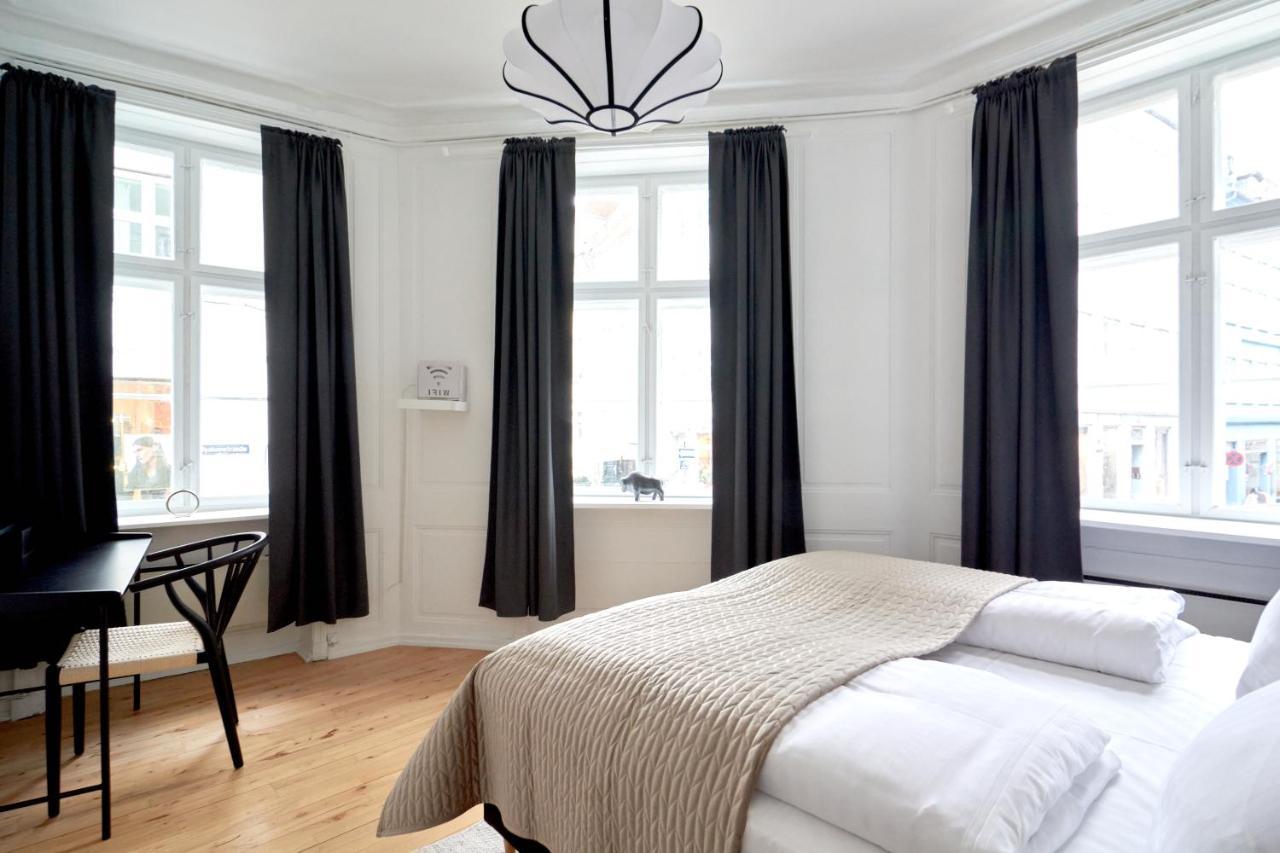 Bright In The Old Town Of Apartment *