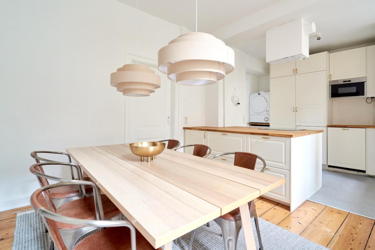 Apartment Bright In The Old Town Of
