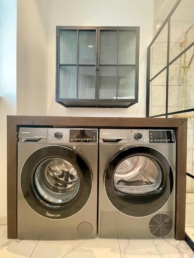 Beautiful 3 Bedroom Flat Next To The Marble Church * Copenhagen