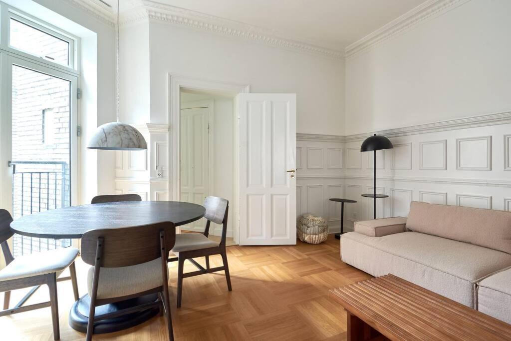 Apartment Spacious 3 Bedroom Manor Flat Next To Tivoli