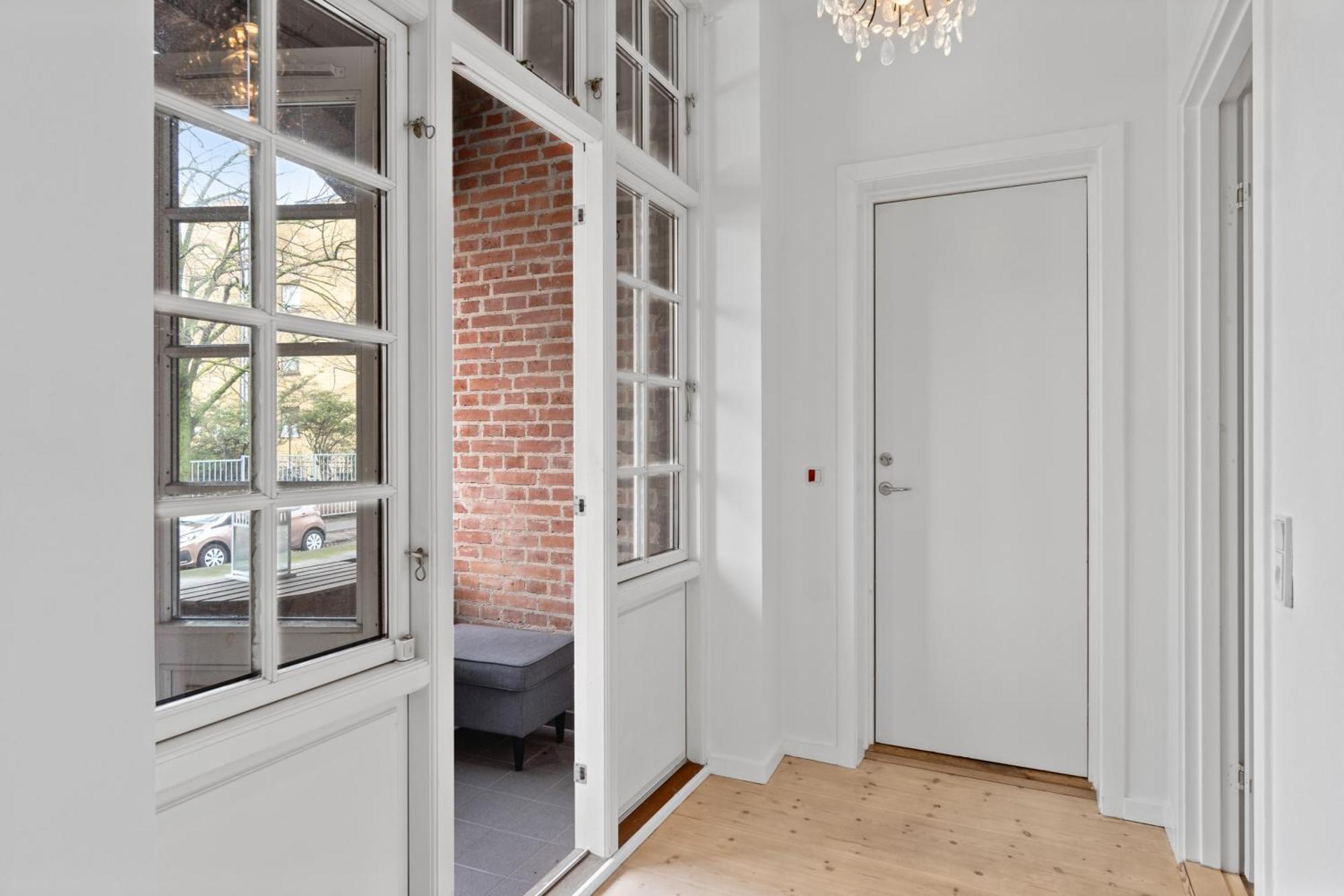 Charming 2 Bedroom - Near Frederiksberg