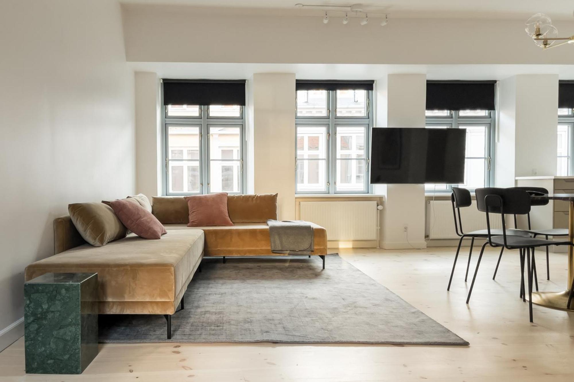 Apartment On Location By Round Tower