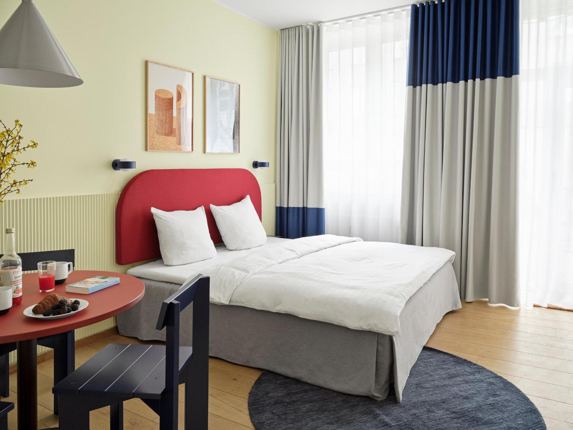 Brik Aparthotel *